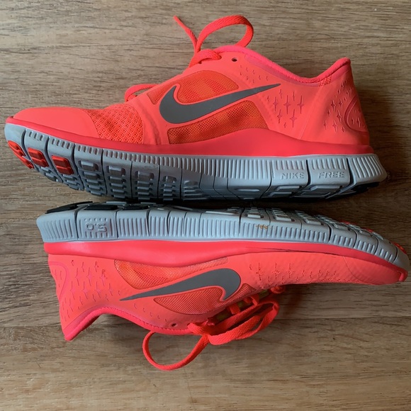 EUC Nike Free Run 5.0 - Picture 2 of 4